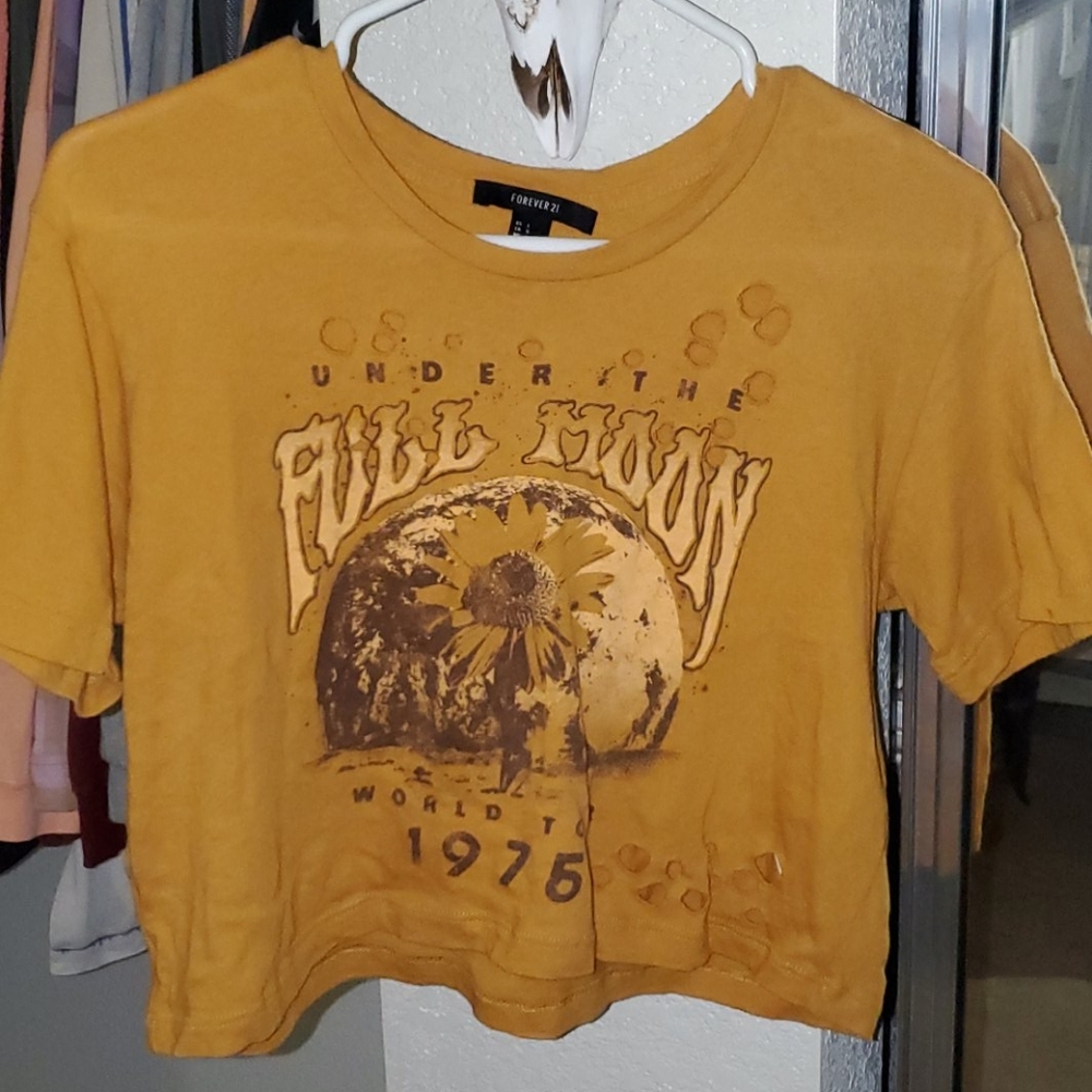 Full moon crop top